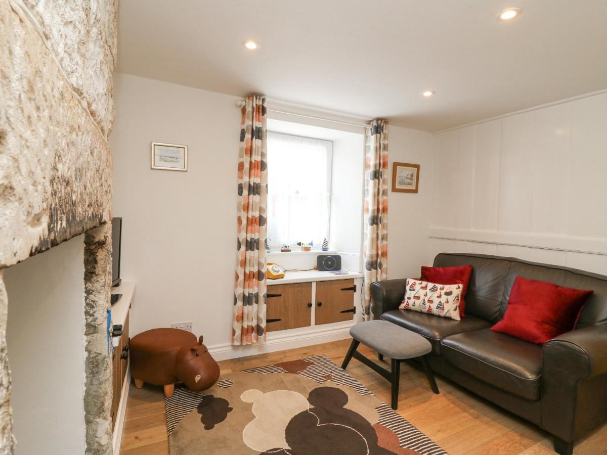 Bowman's Cottage - Housity