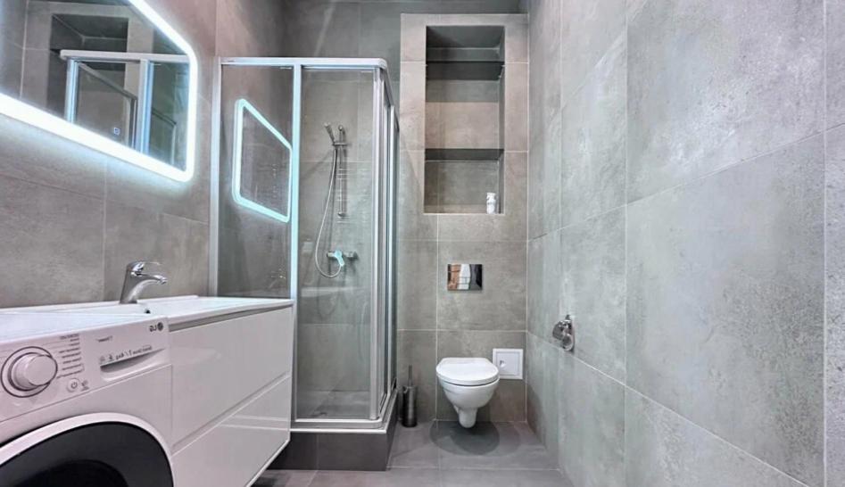 Pearbow Apartment 232 - Housity