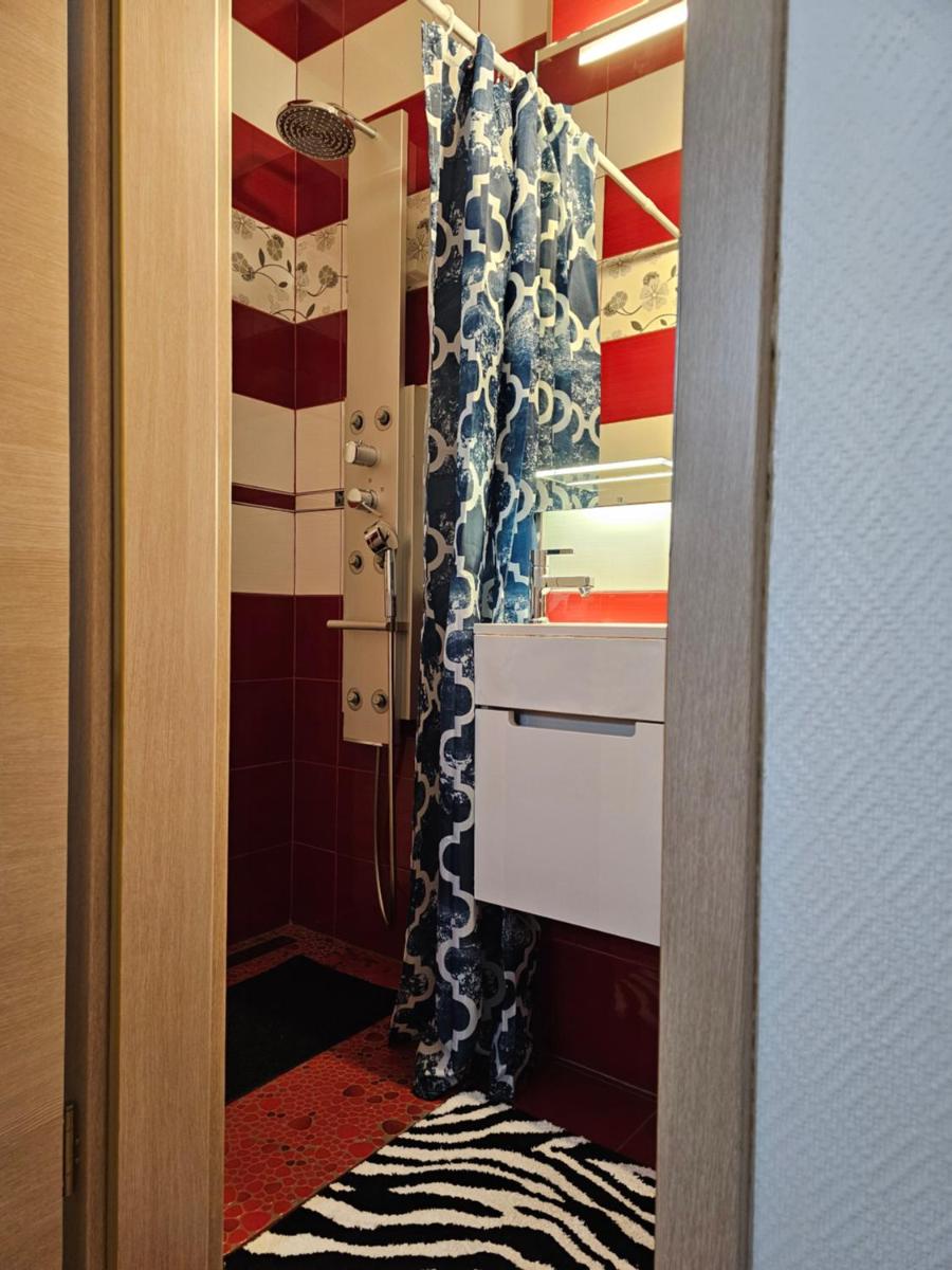 Chambre Privé dans belle maison 1 - Housity