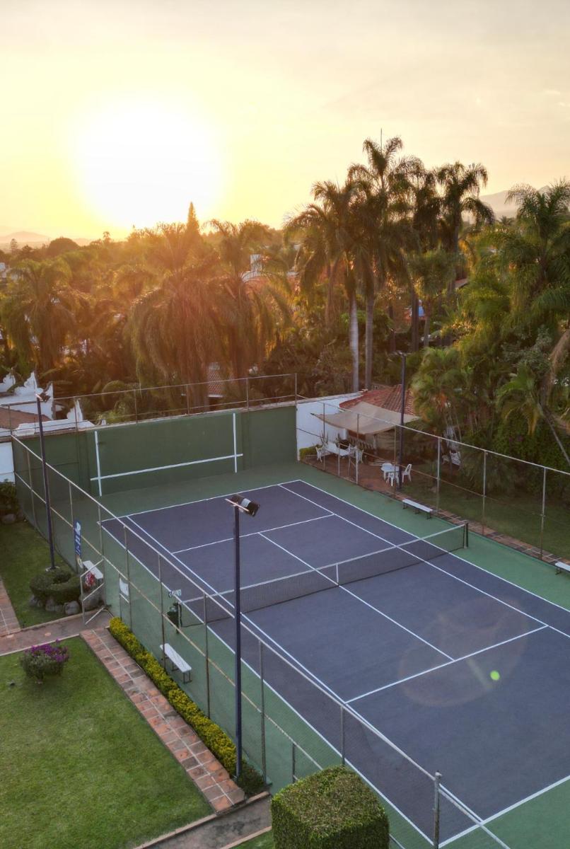 Bed & Tennis - Vista Hermosa - Housity