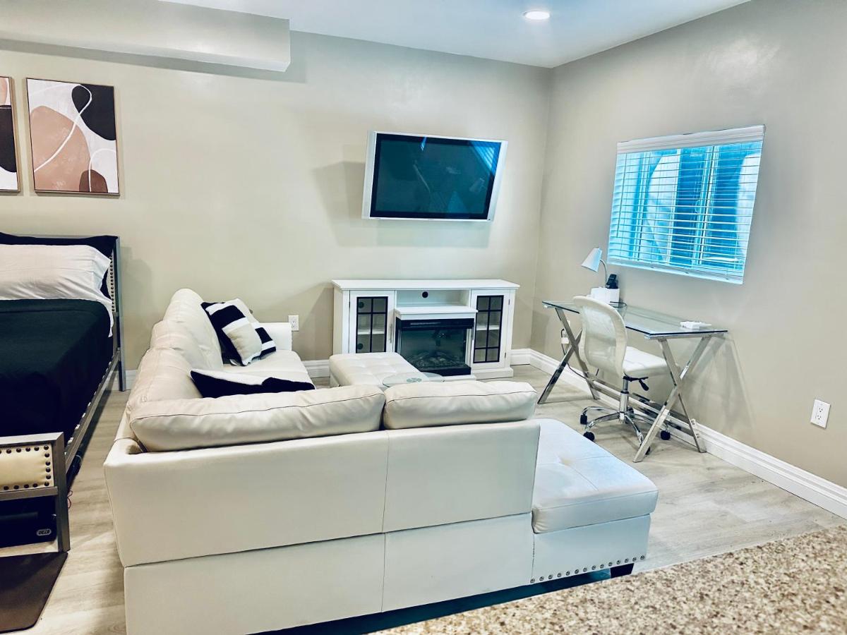 Corporate Manor - Housity