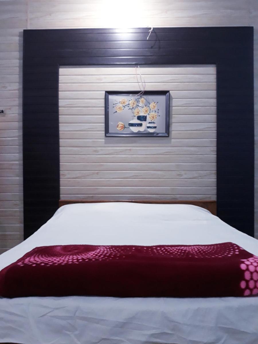 Mahadev Guest House - Housity
