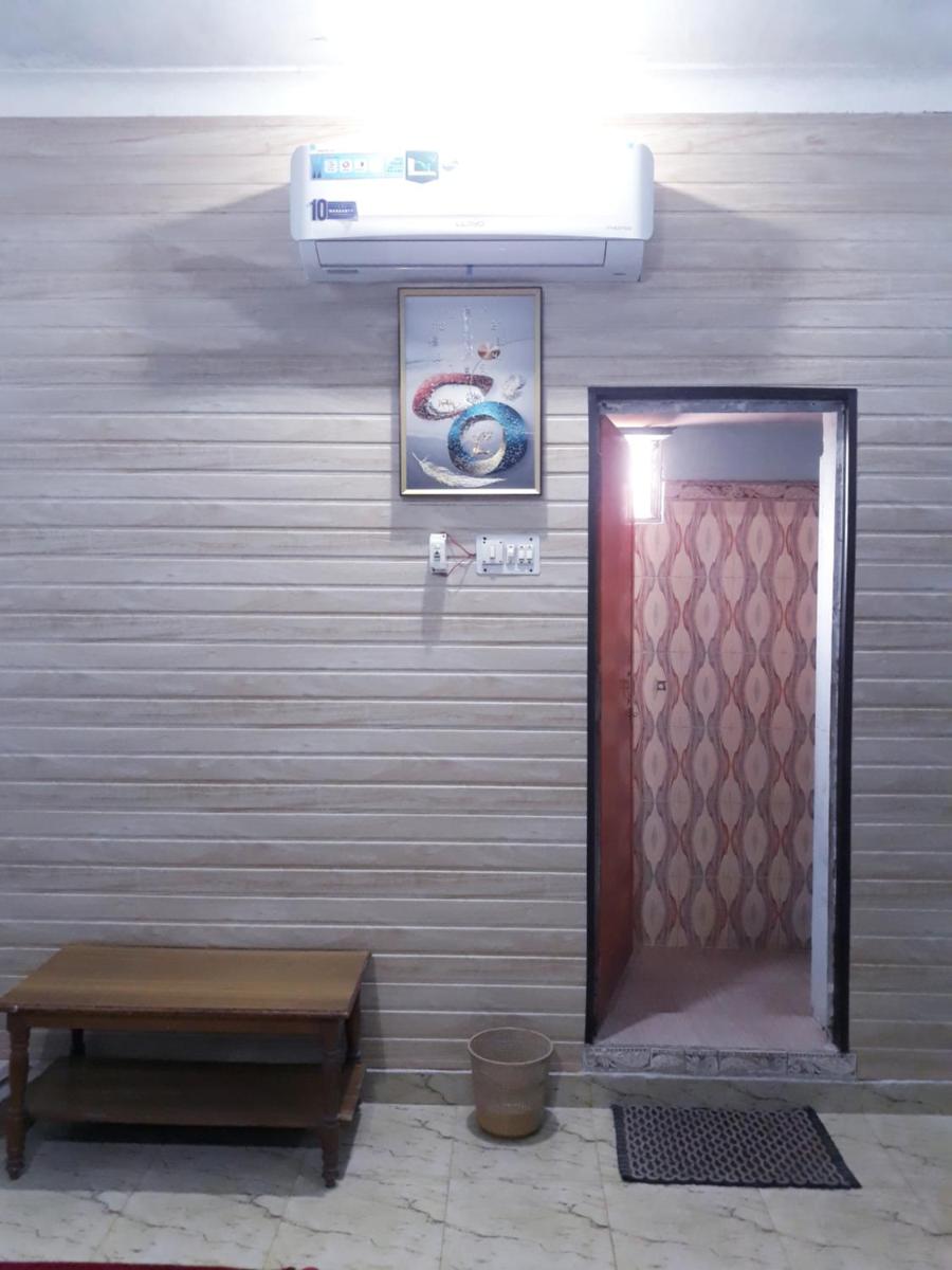 Mahadev Guest House - Housity