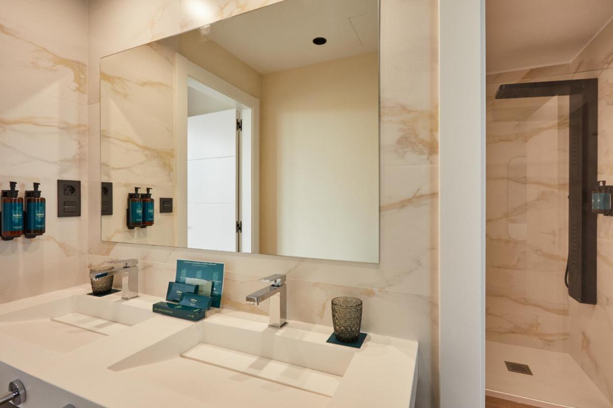 Apartamentos Silken Fontibre Iberia & Spa - Housity