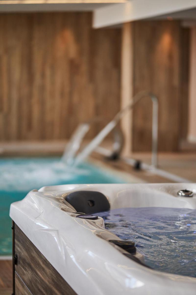 Piscina en o cerca de Apartamentos Silken Fontibre Iberia & Spa