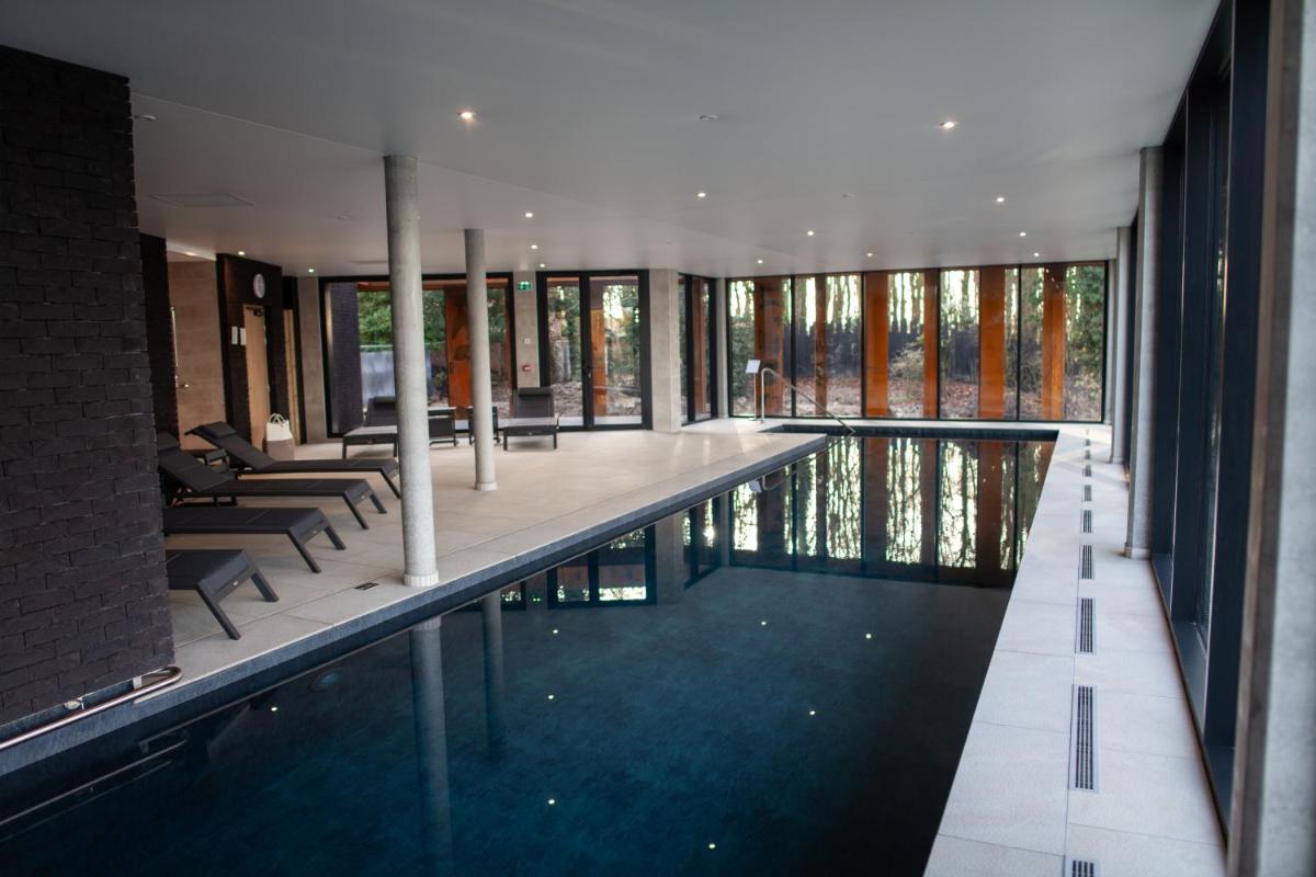Piscine de l'établissement Le Domaine de Beaulieu ou située à proximité