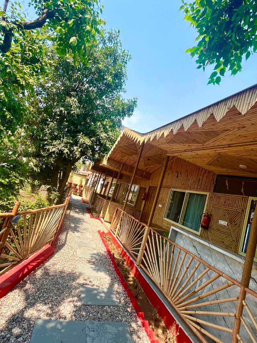 Bamboo Garden Cottages and Cafe - Hizvo