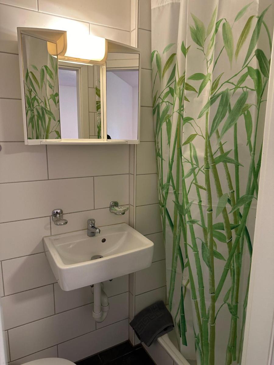 2 Bedroom Apartment - Matten - Housity