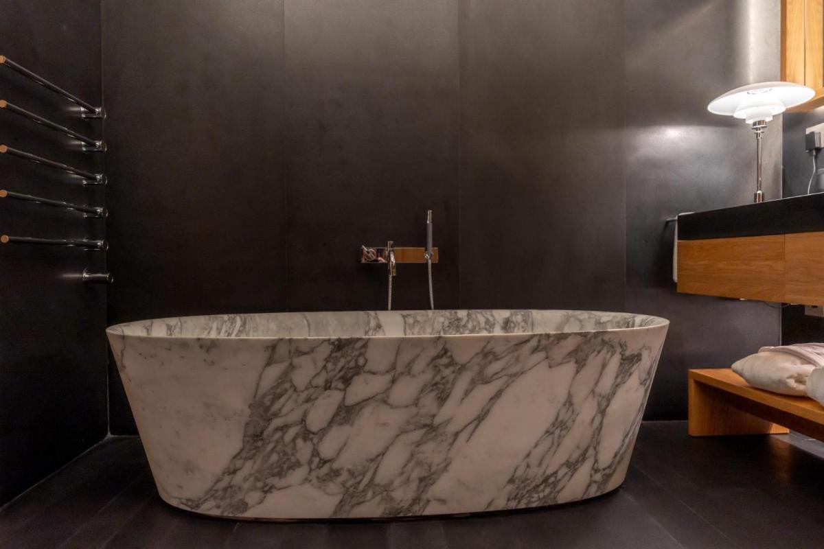 Un baño de Atrio