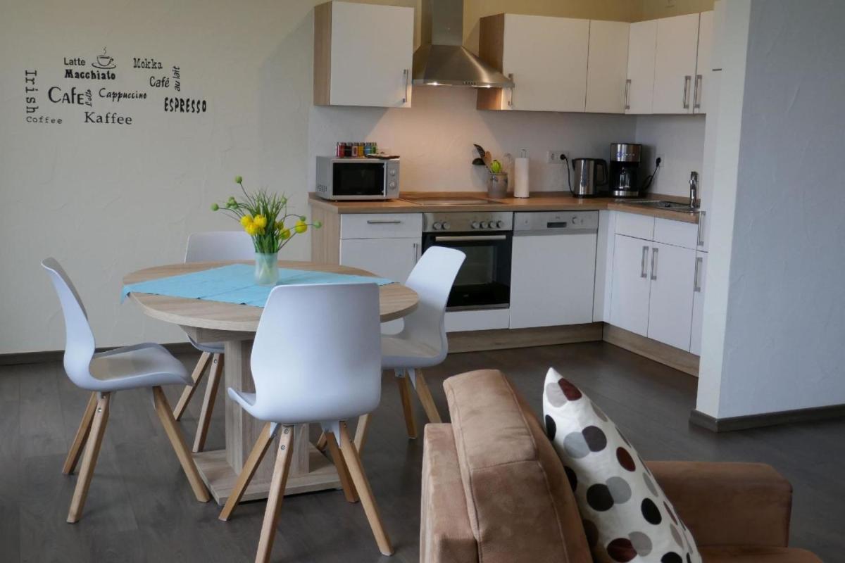 Moderne Wohnung Kommerswag mit finnischer Sauna - Housity