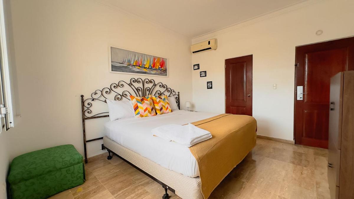 Hotel Tropicana Santo Domingo - Housity