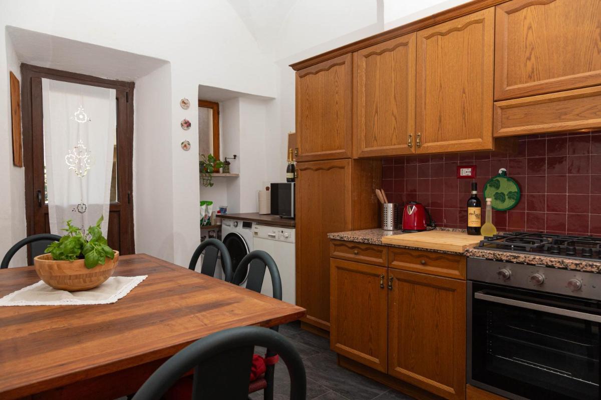 Il Cantuccio di Vittorio - Apartment with private garden in the Heart of Volterra - Housity