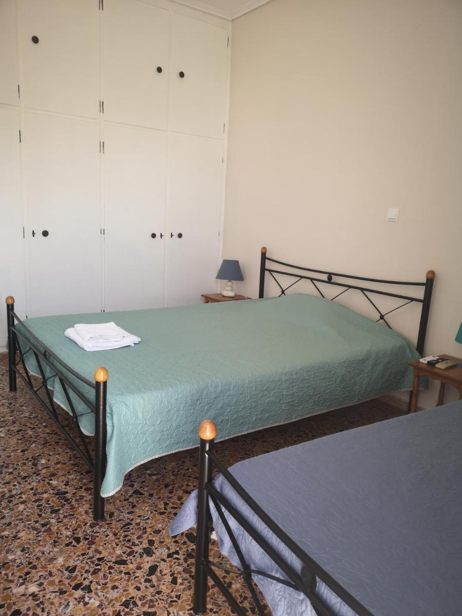 Karystos central apartment, near the beach - Housity