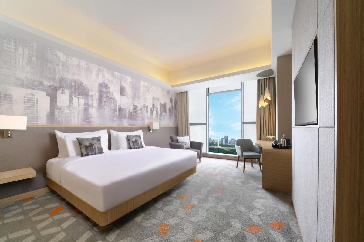 Vertu Harmoni Jakarta - Housity