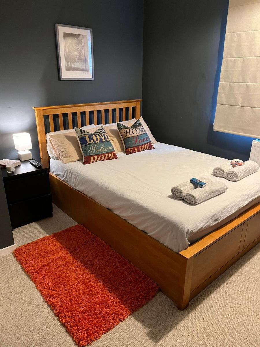 Stylish Double Room in shared apartment in Oxfordshire - Housity