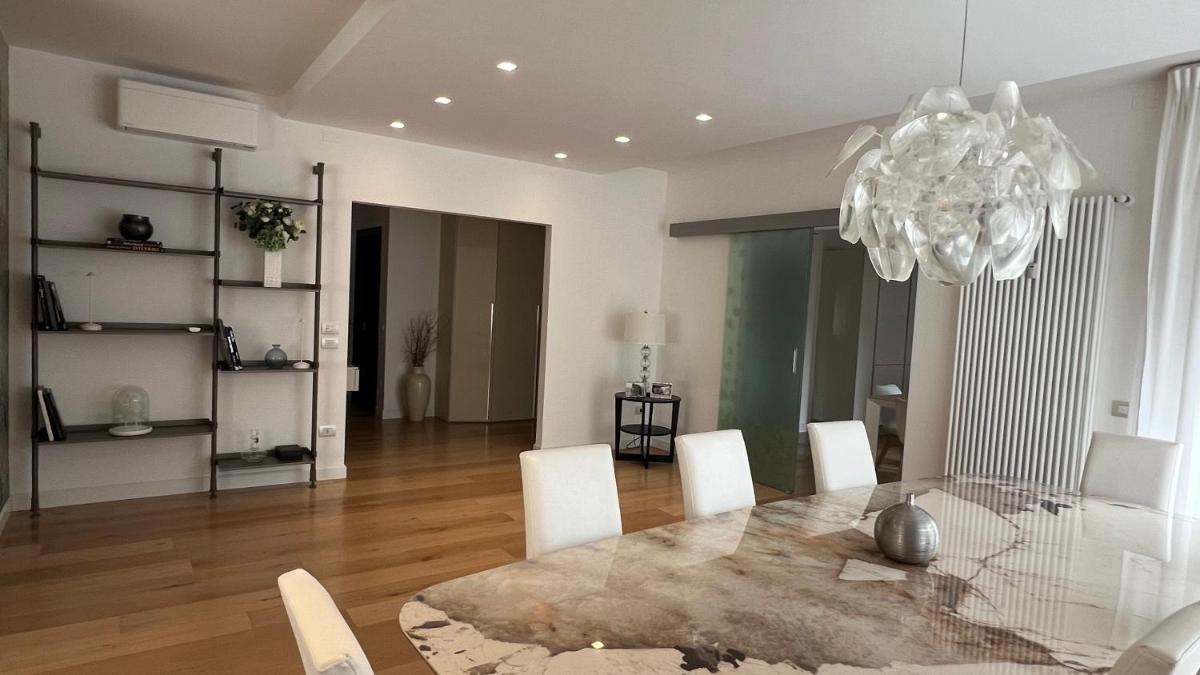 Design & Luxury Apartment Verona - Housity