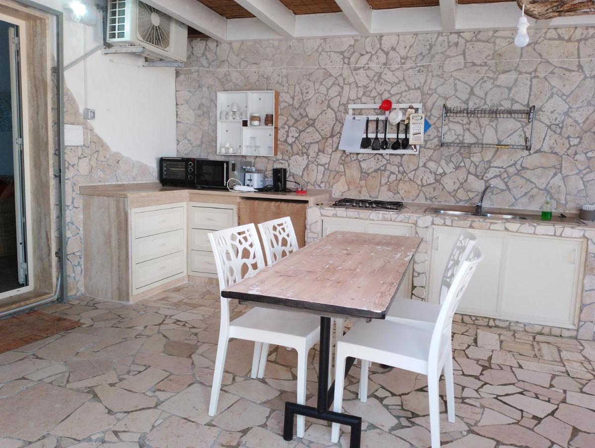 Finestre Sul Mare Salento - CasaVacanza - Housity