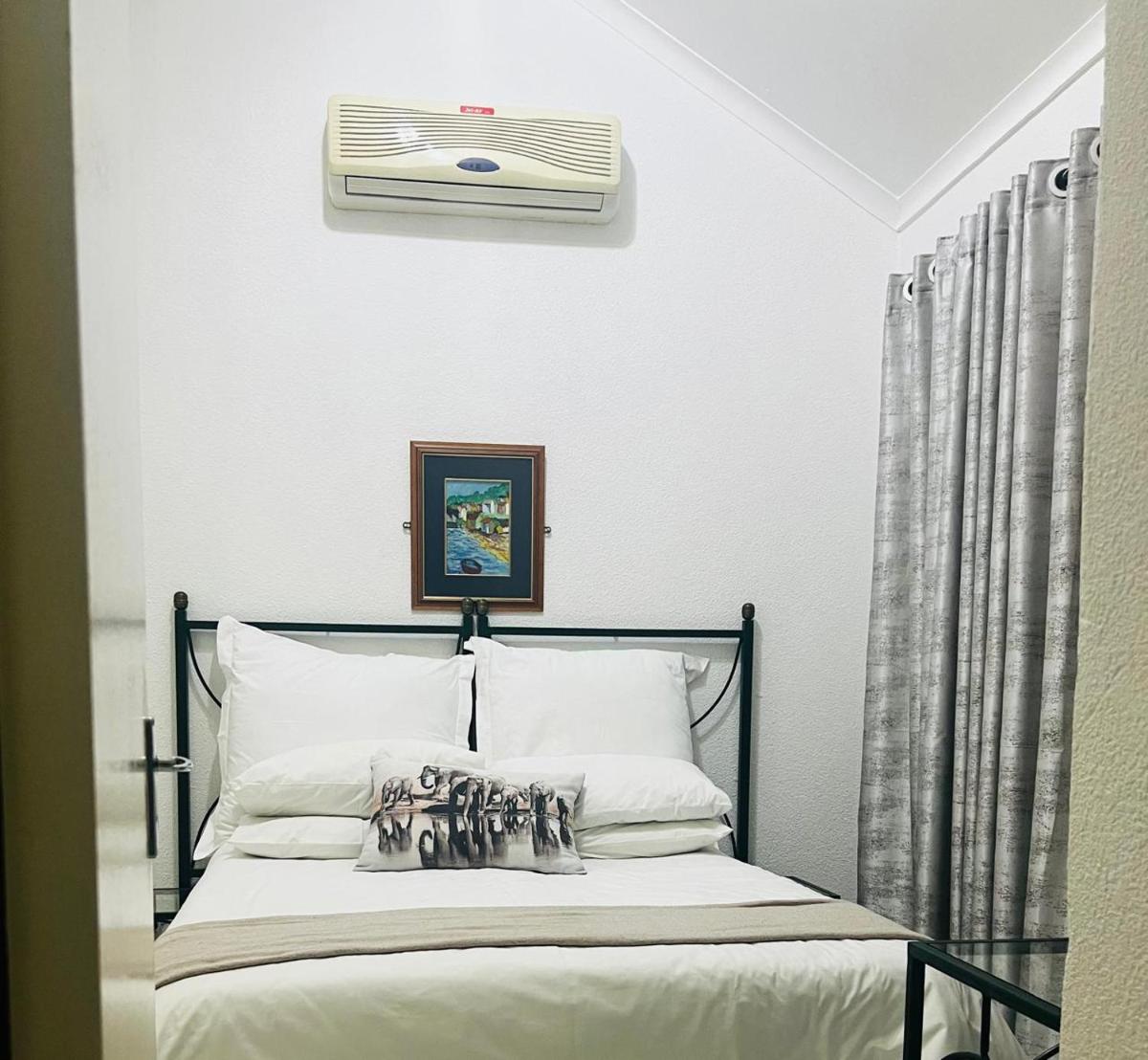 Unit 24 Pendleberry Grove Holidays - Housity