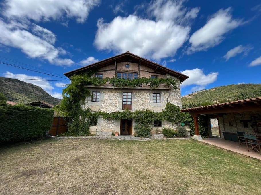 Apaizetxea, caserío en entorno rural entre Bilbao y Vitoria-Gasteiz - Housity