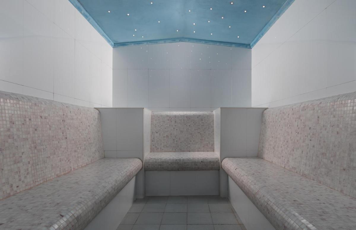 Zona de estar de ALEGRIA Palacio Mojacar - Adults Only