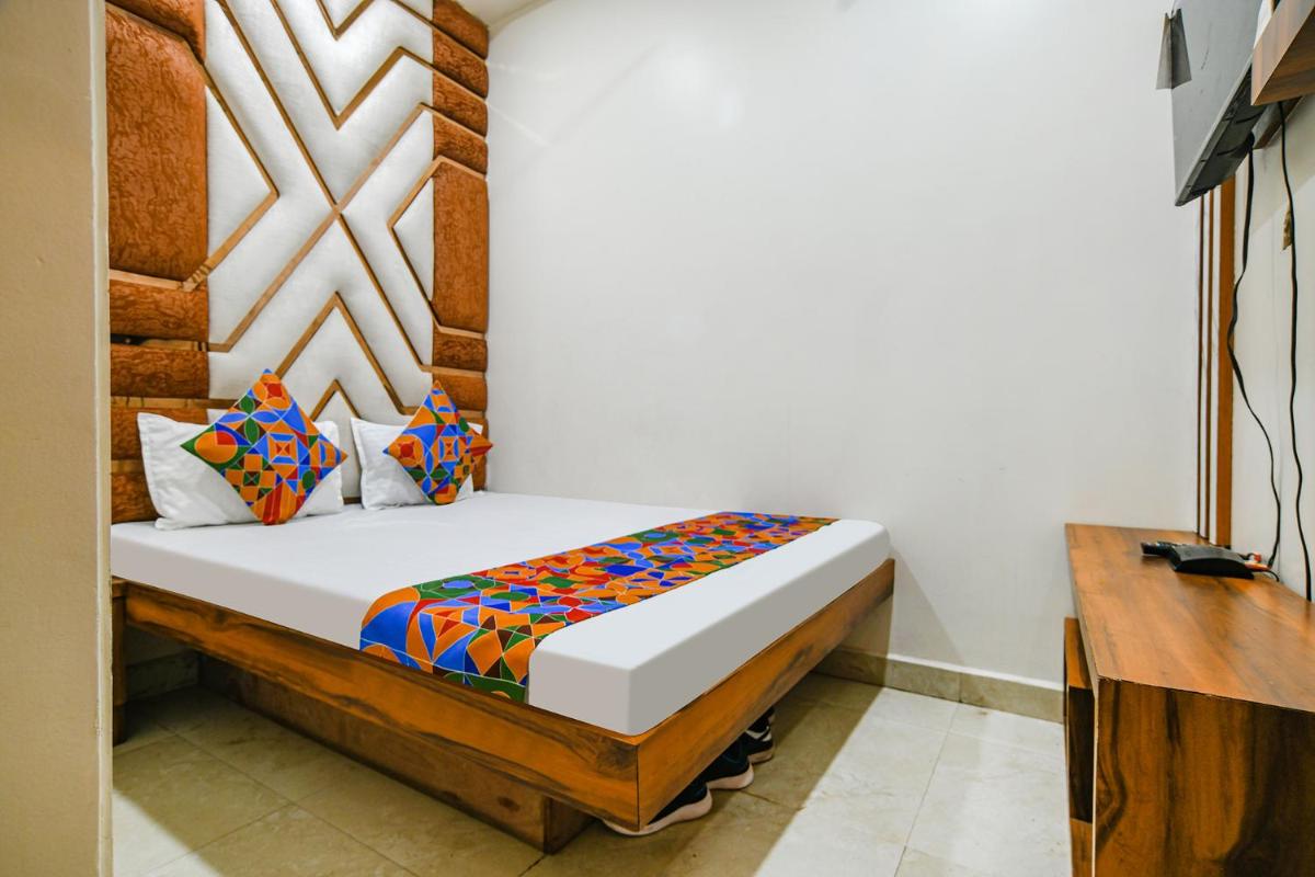 FabExpress Jugnu Palace - Housity