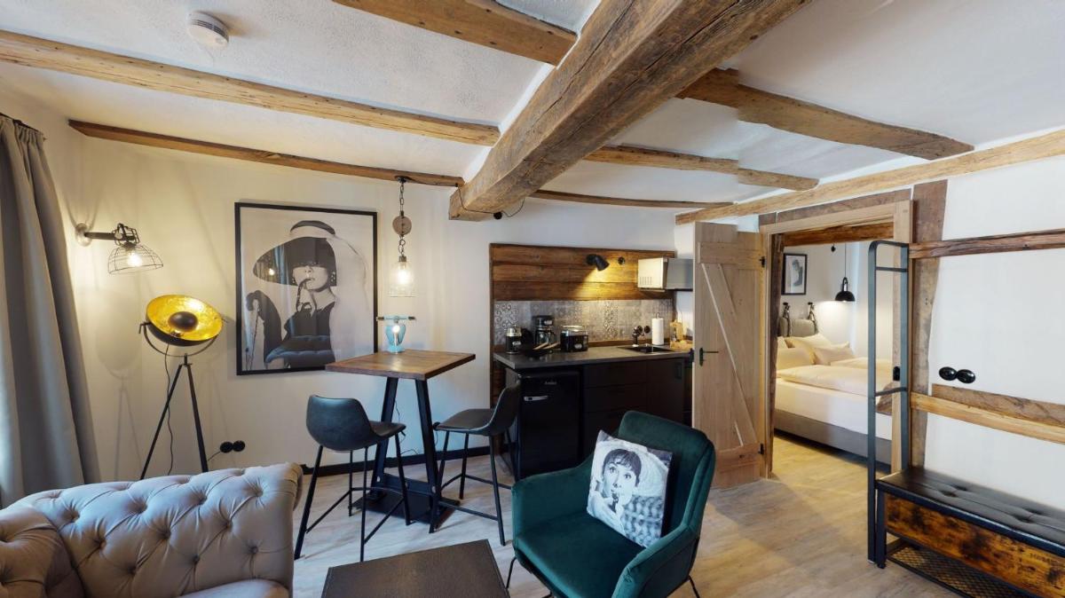 Hotel Alte Schule - Housity