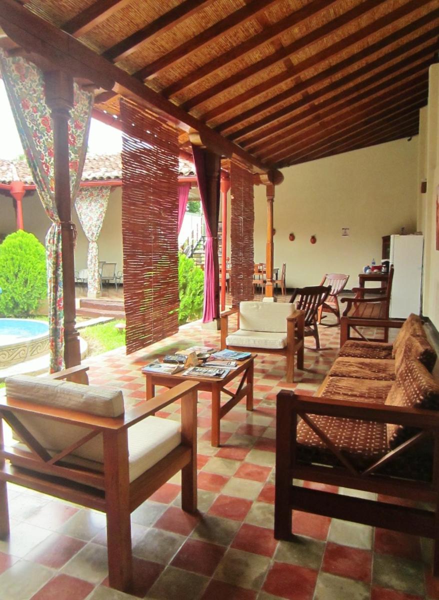 Suitetrails - Guest House Los Corredores del Castillo