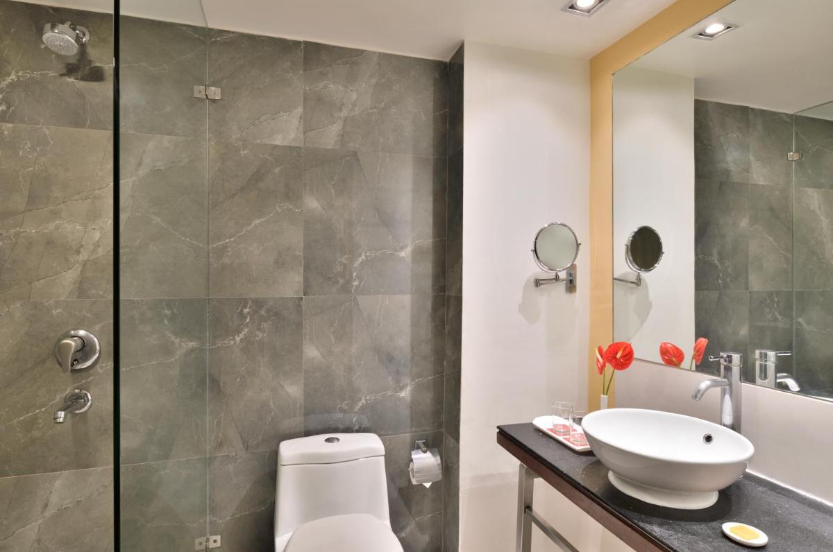 Ramada By Wyndham Jaipur - Hizvo