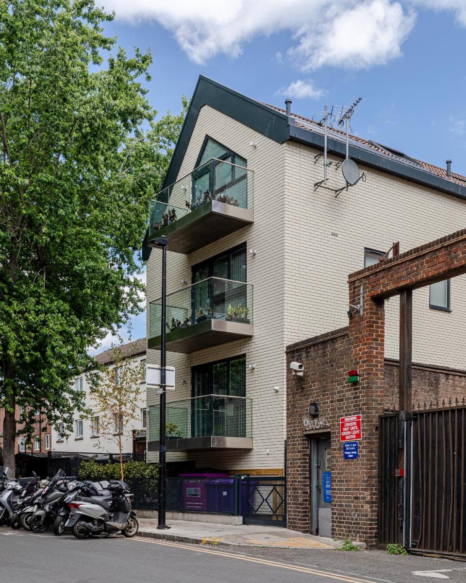 StayInn Aldgate - Housity