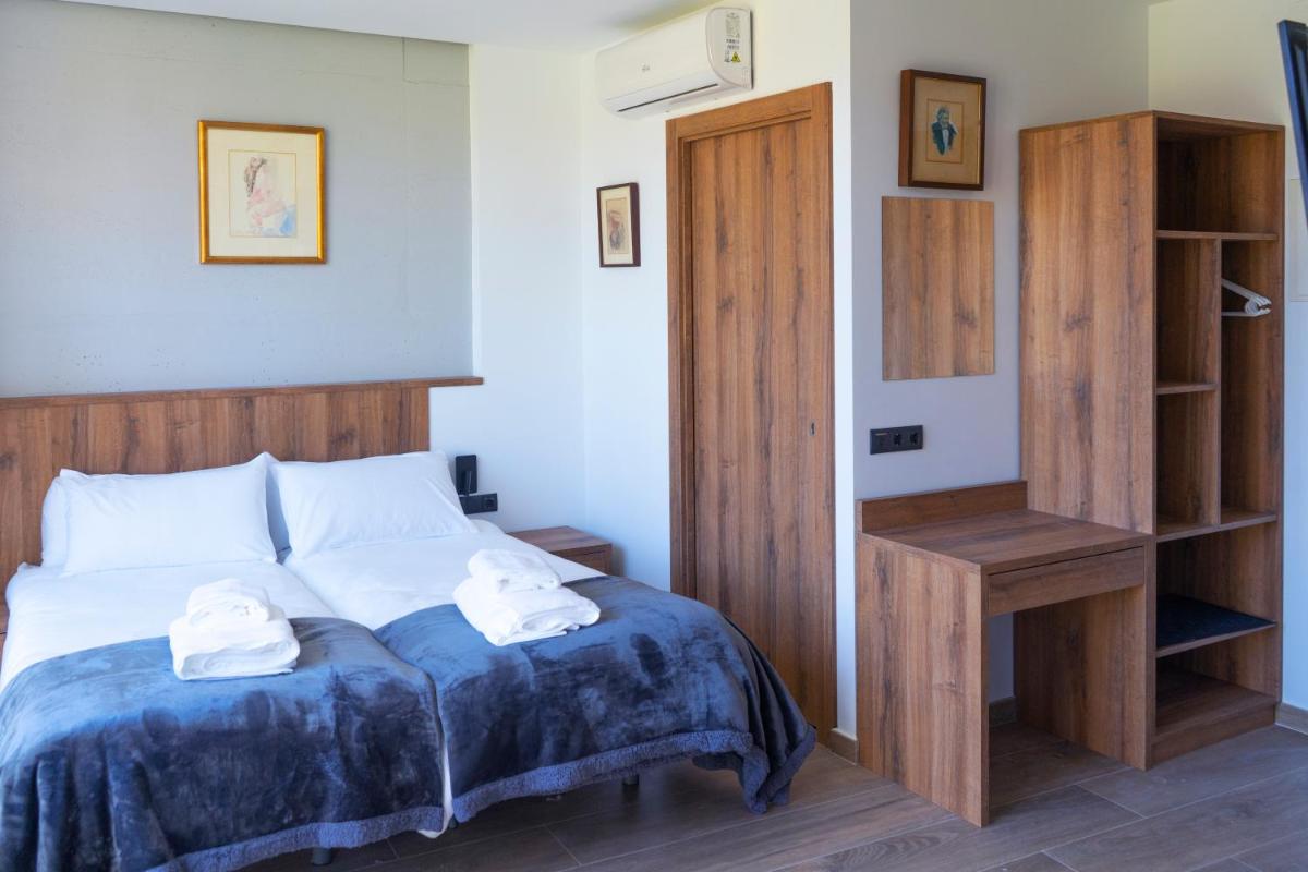 Monturiol Apartaments - Housity