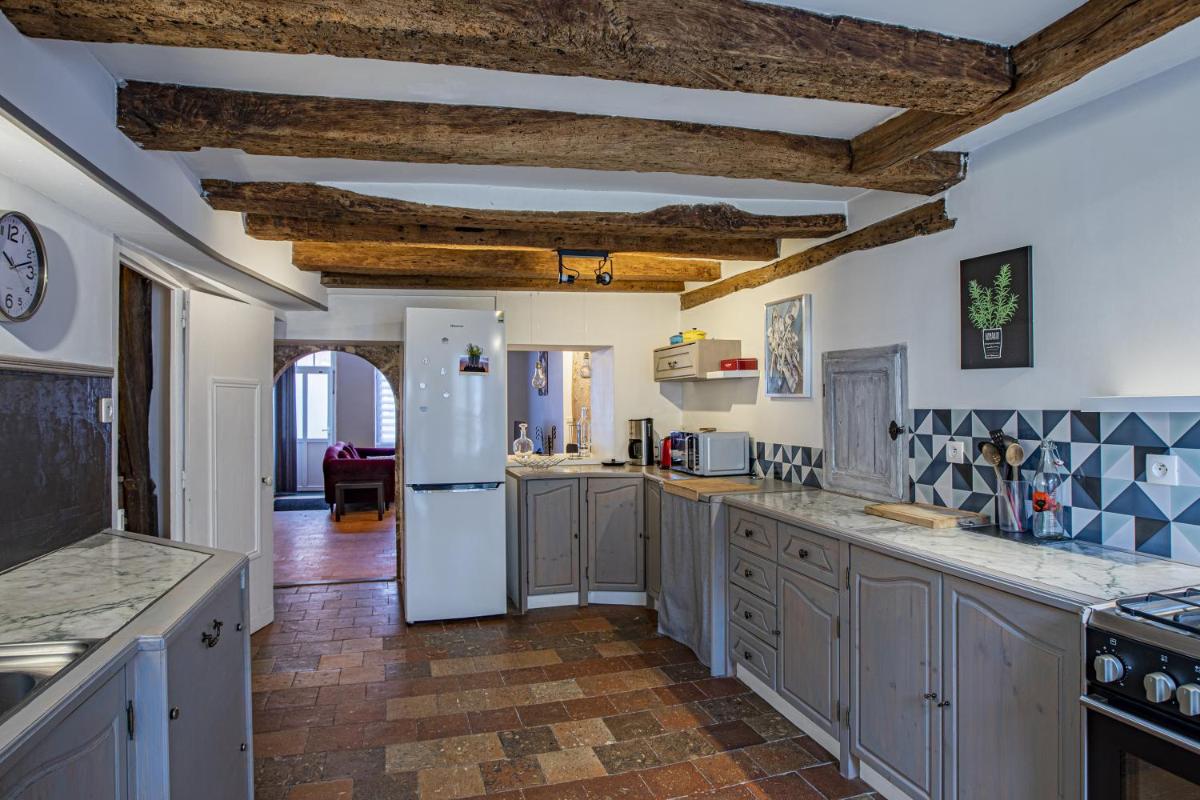 L'Octroi, maison au cœur de St Dyé sur Loire - Housity