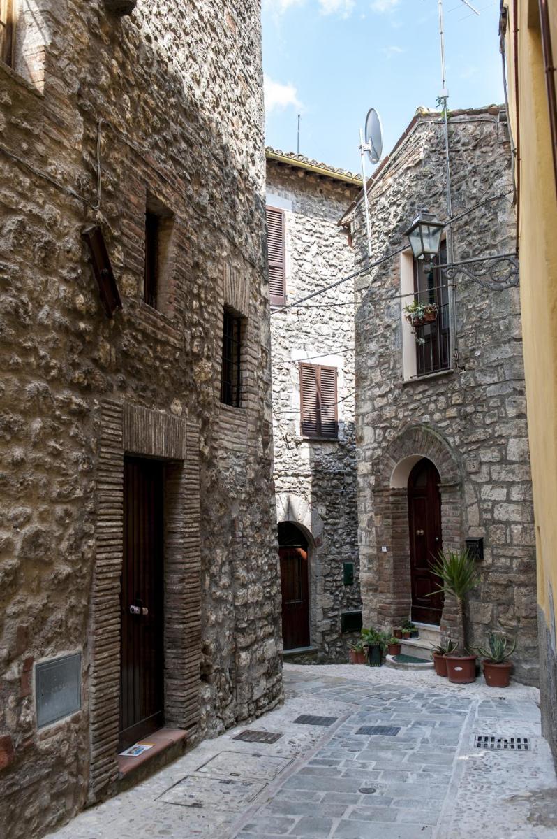 Antico Portale Acquasparta - Housity