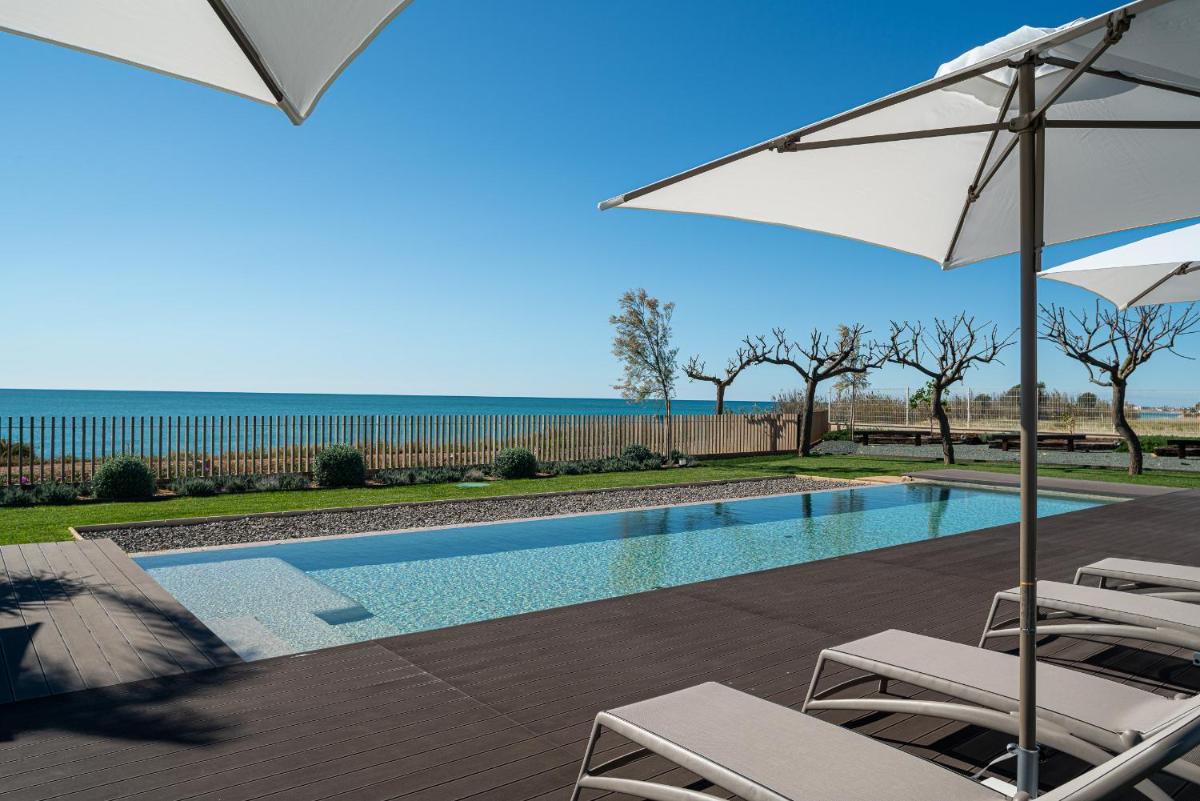 Hotel Aigua Oliva - Housity