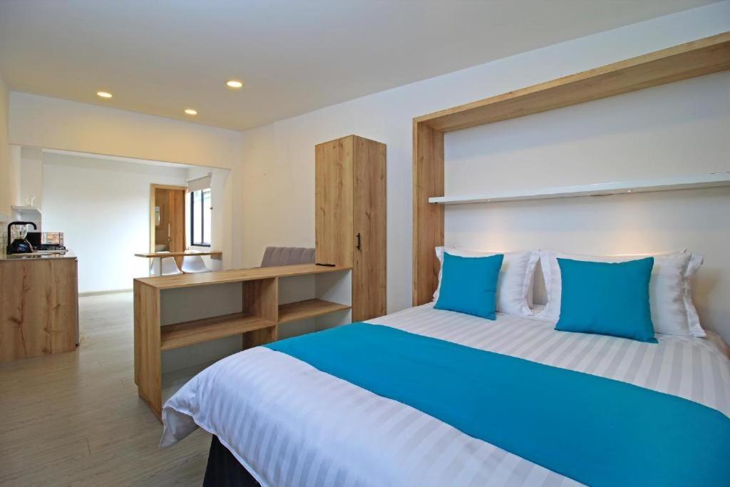 Hotel Casa Blanca - Housity