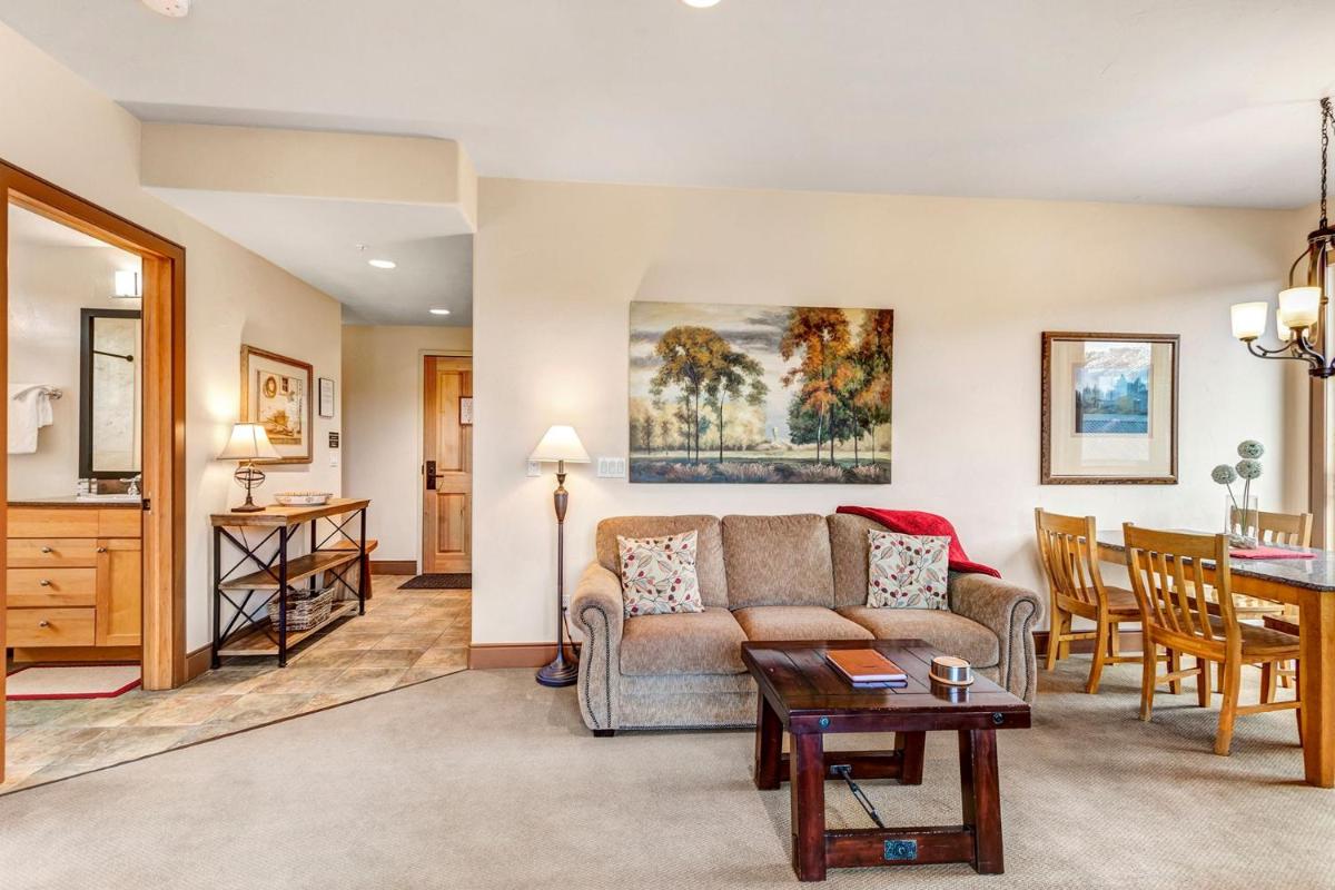 Park Avenue Lofts 206 by Great Western Lodging - Housity