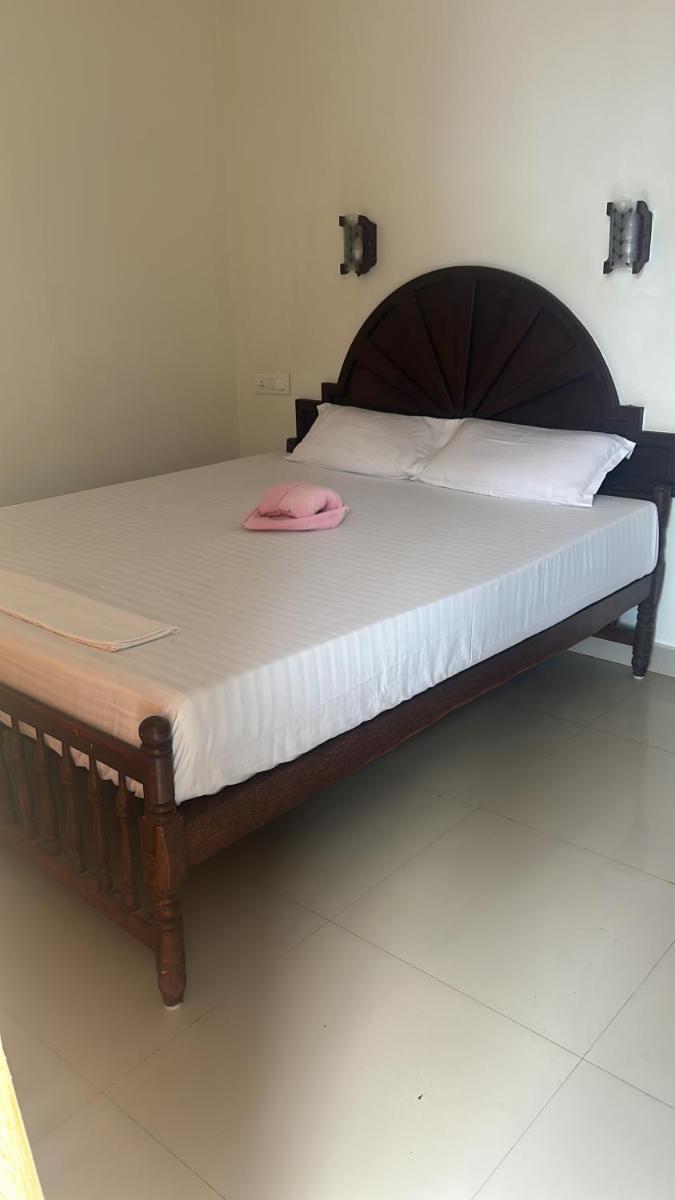 New Kovalam Beach Hotel - Housity