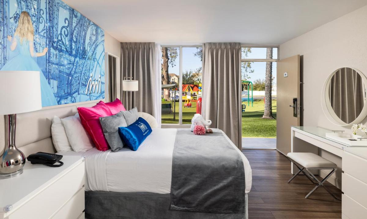 Magic Moment Resort and Kids Club - Housity