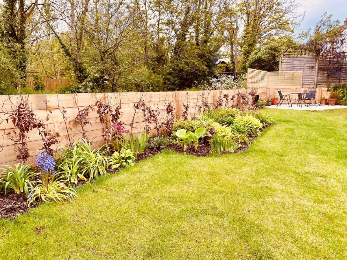 Quiet coastal cottage, perfect for walkers due to its natural location - Housity