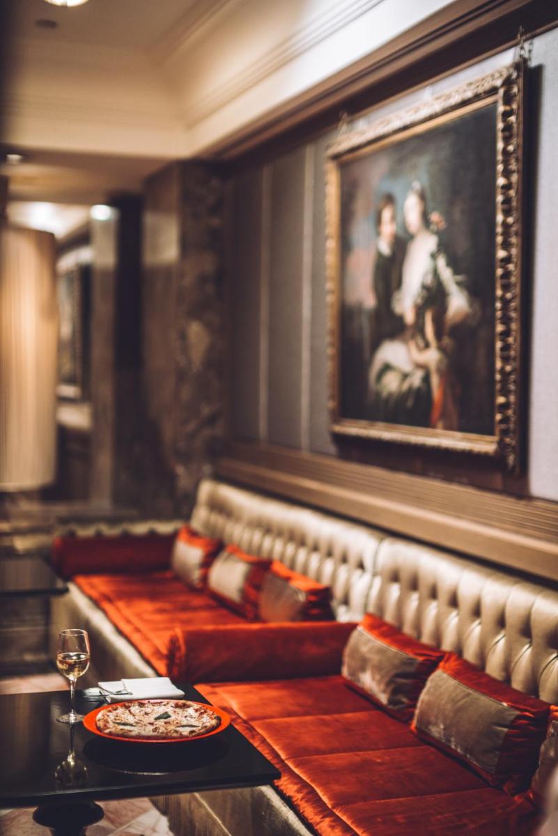 The Michelangelo Hotel - Housity