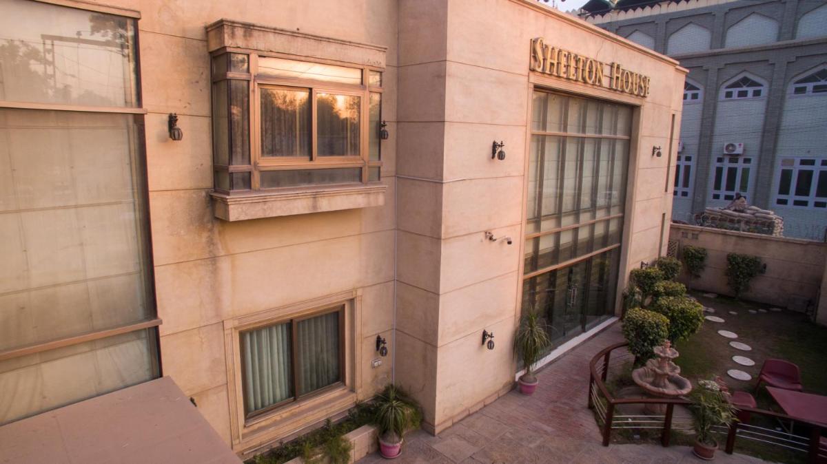 Shelton House Peshawar - Housity