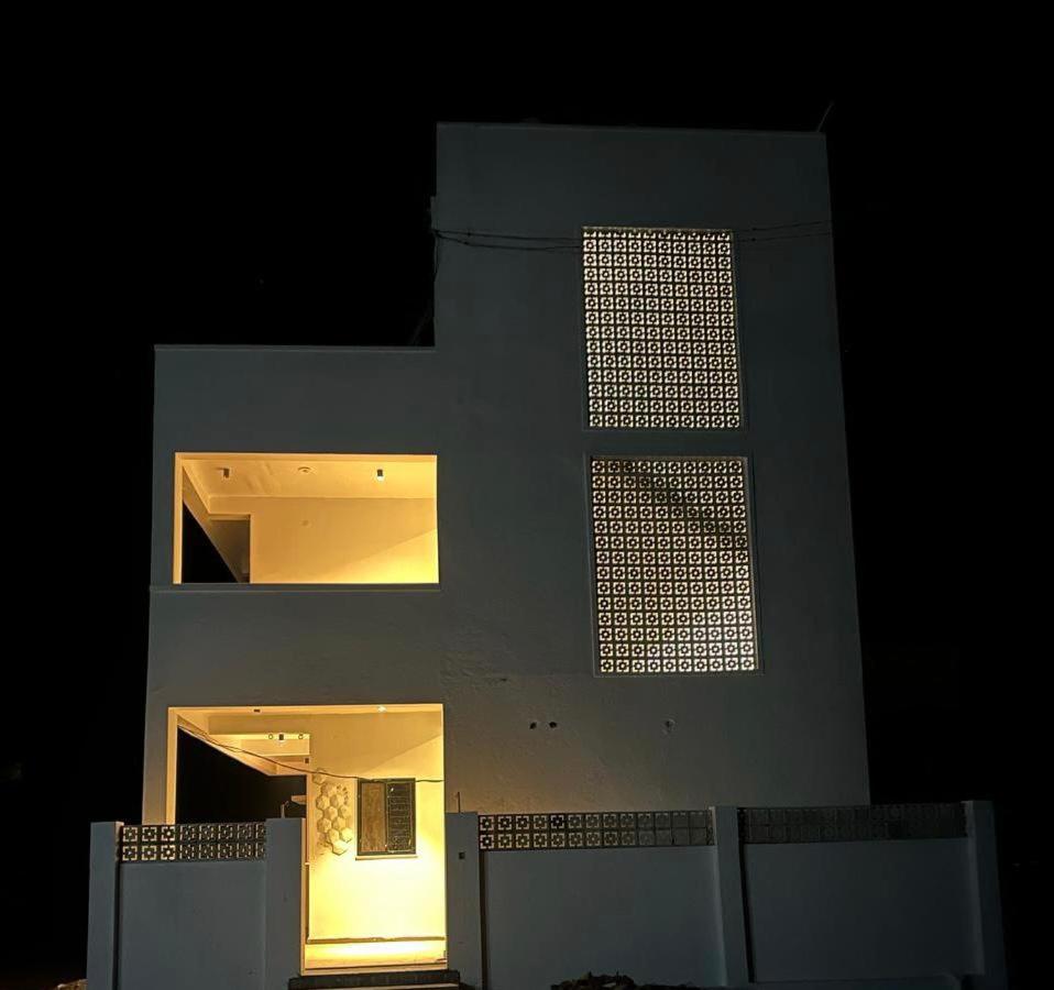 JAY SHANKAR Homestay - Housity