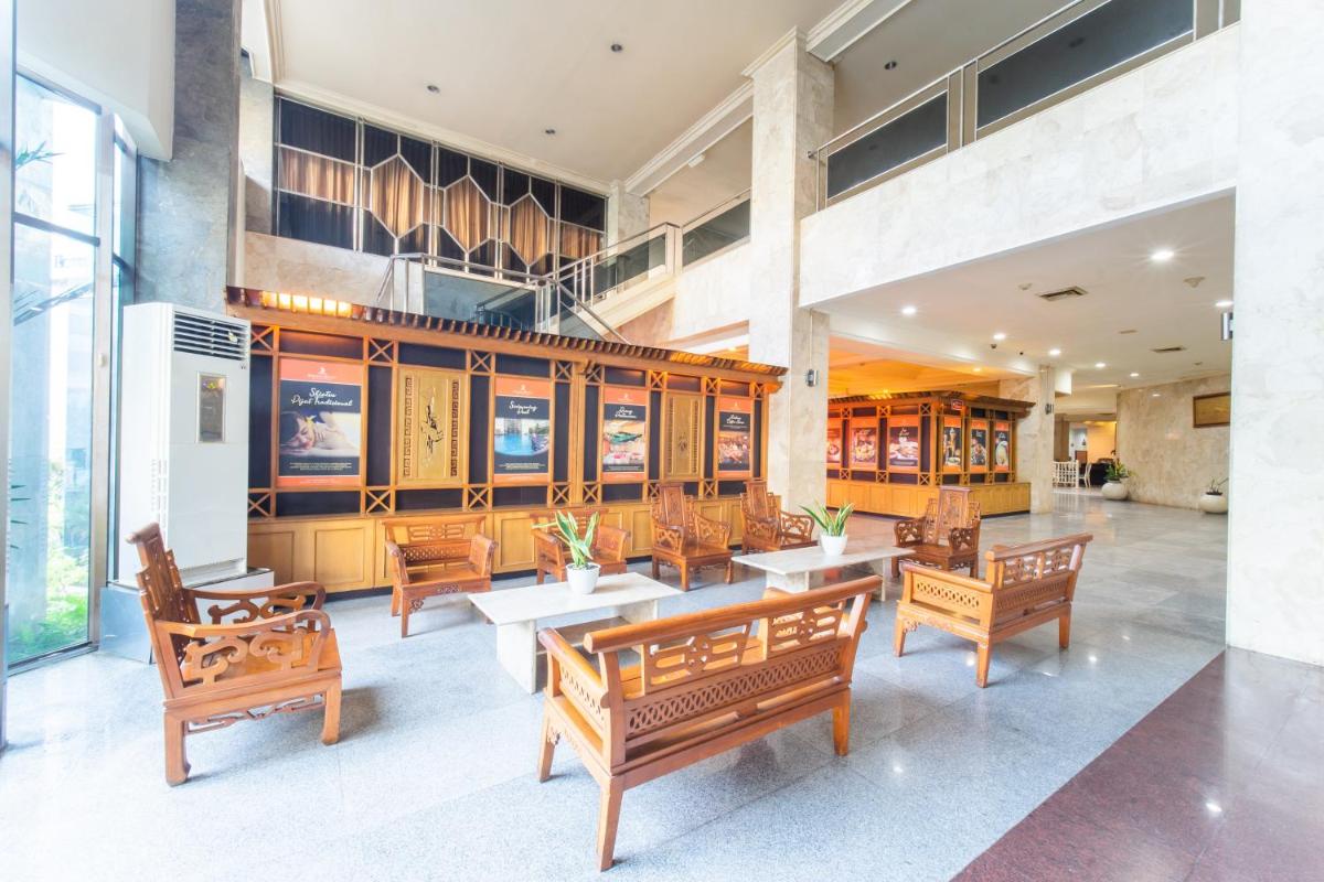 Adika Hotel Bahtera - Housity