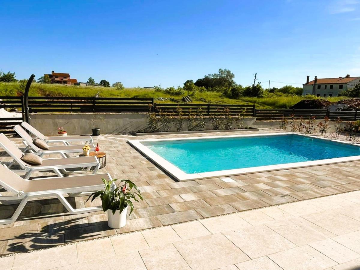 House Paola - Housity