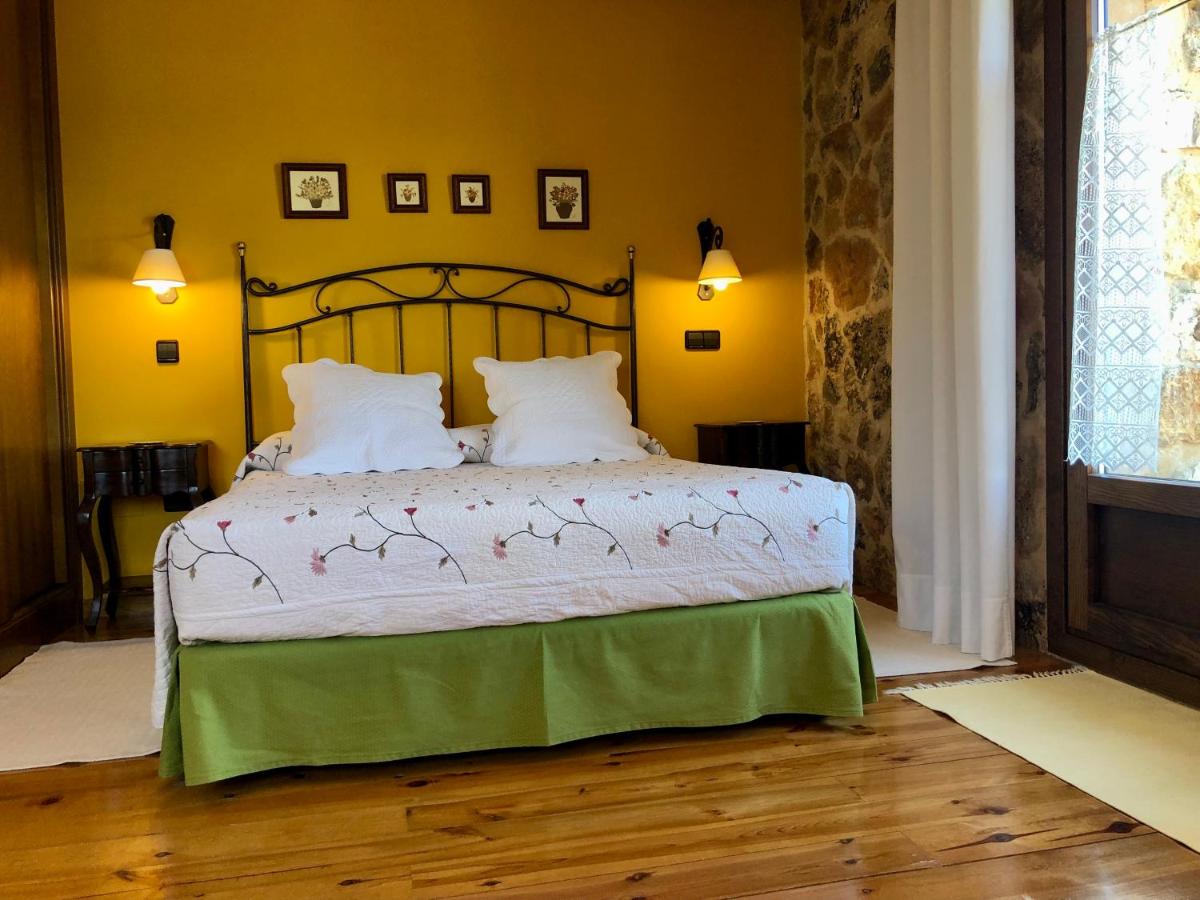 Casa Rural Las Tainas de Carabias - Housity