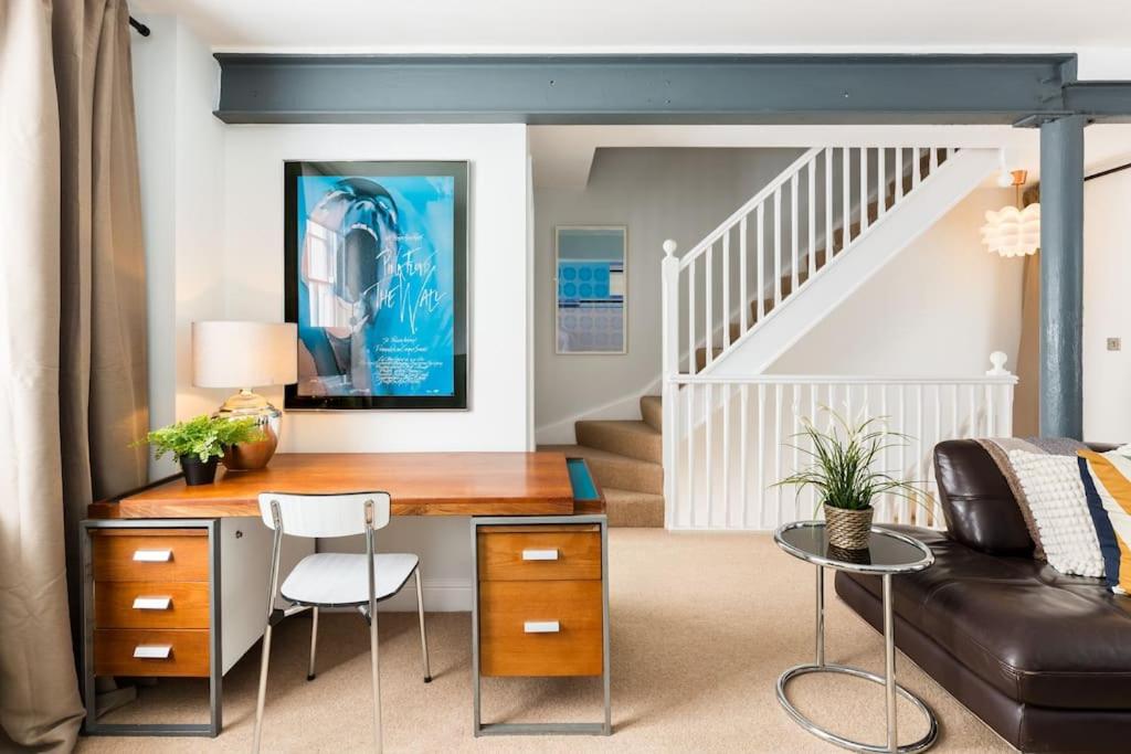 Fabulous Malvern Townhouse - Housity