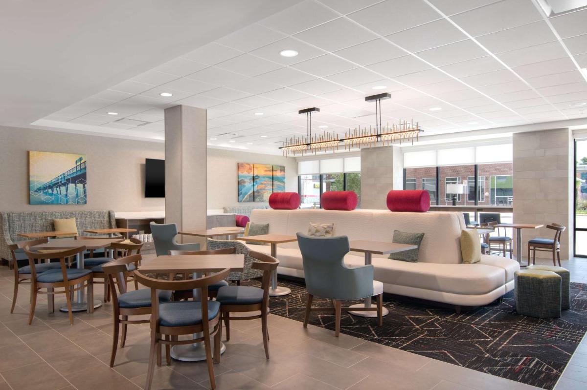Home2 Suites By Hilton Jacksonville Downtown - Housity