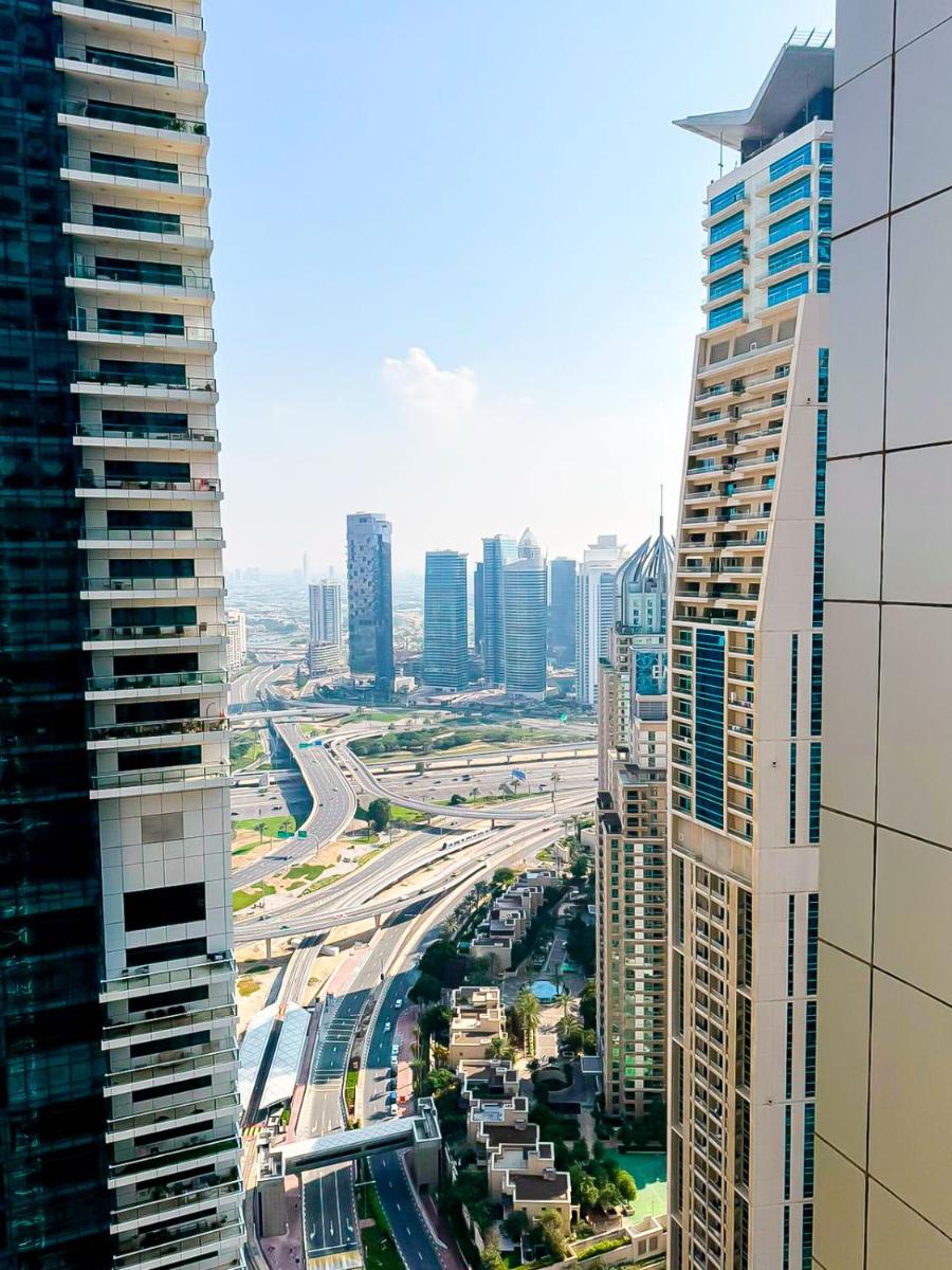 Dubai Marina - Marina pinnacle tower - Housity