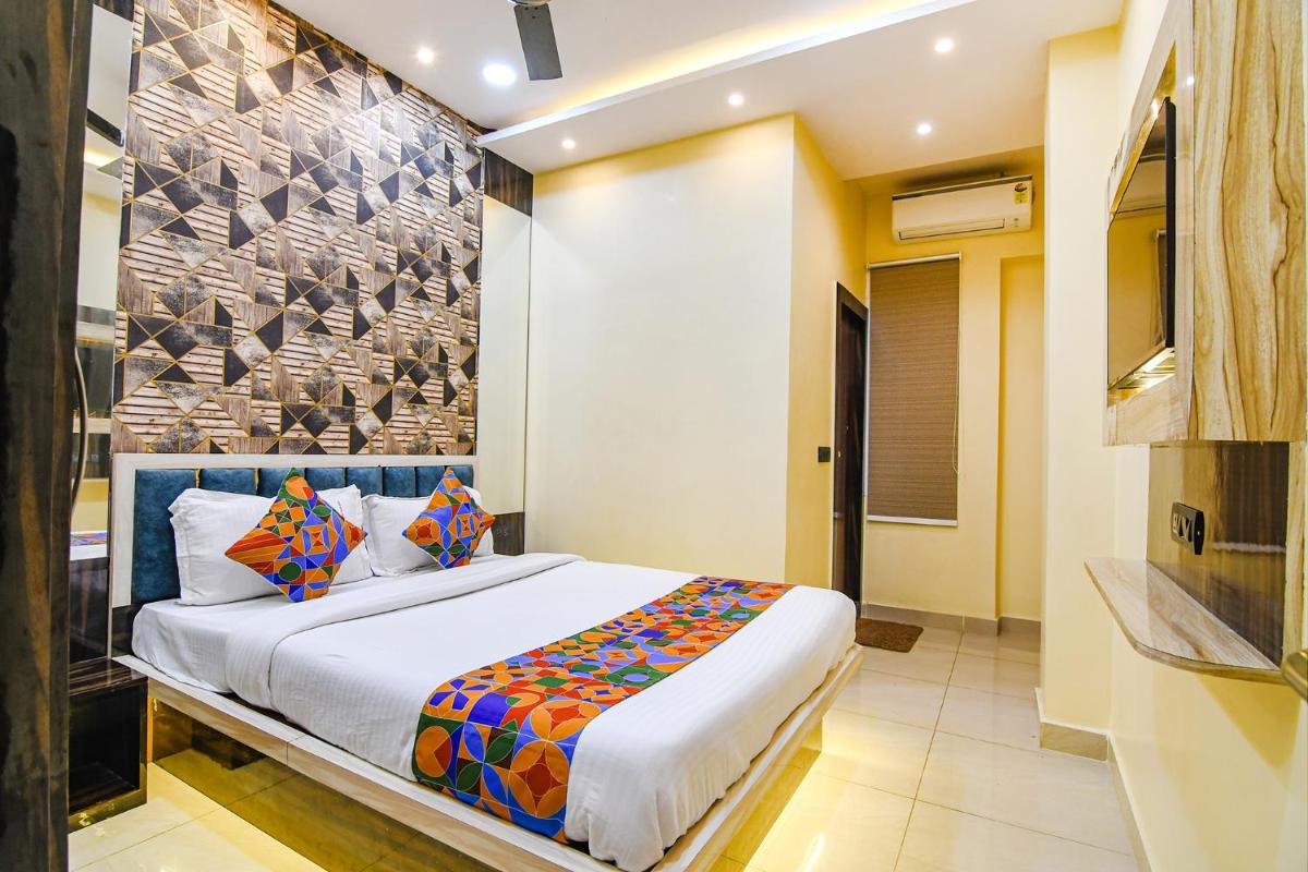FabHotel Royal Park Inn - Nr Eden Garden Stadium - Housity