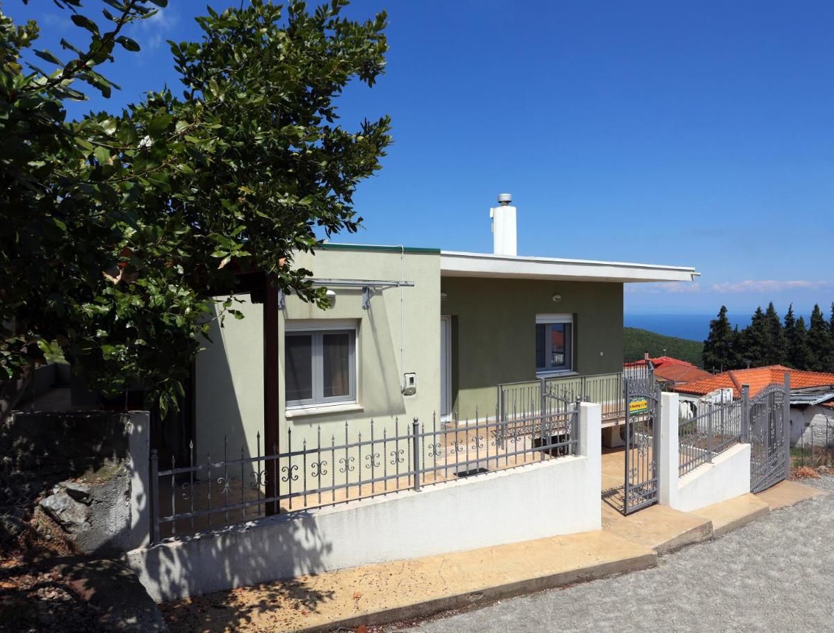 Olympus Beach Aigani Family House - Housity