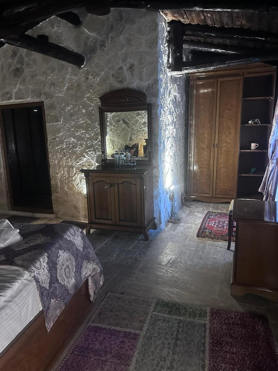 Suitetrails - Heritage Cave Inn Hotel